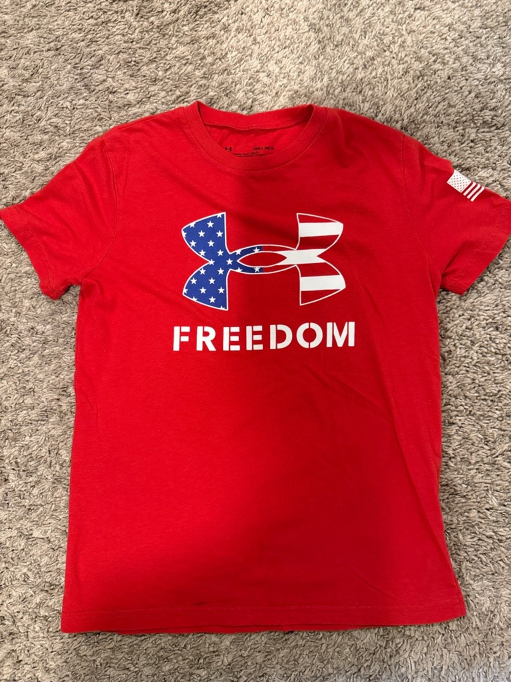 Under Armour Red Patriotic Logo Tee Boys Medium